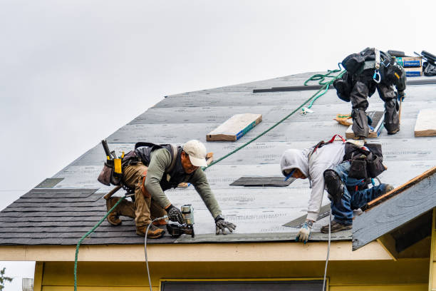 Professional Roof Installation technician working in Brookdale, CA